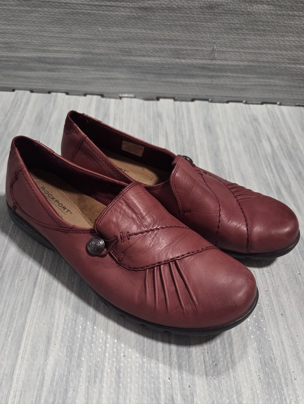 COBB HILL by New Balance Rockport Soft Red Leather Loafers Size 9
